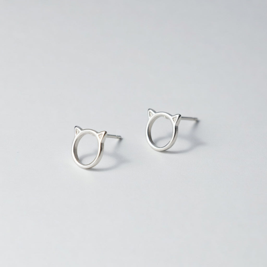 925 sterling silver cat stud earrings side view Agnes and Simon